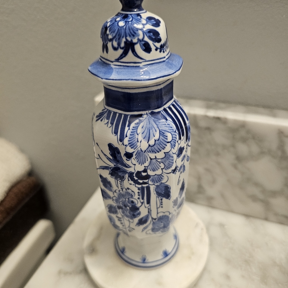 Royal delft